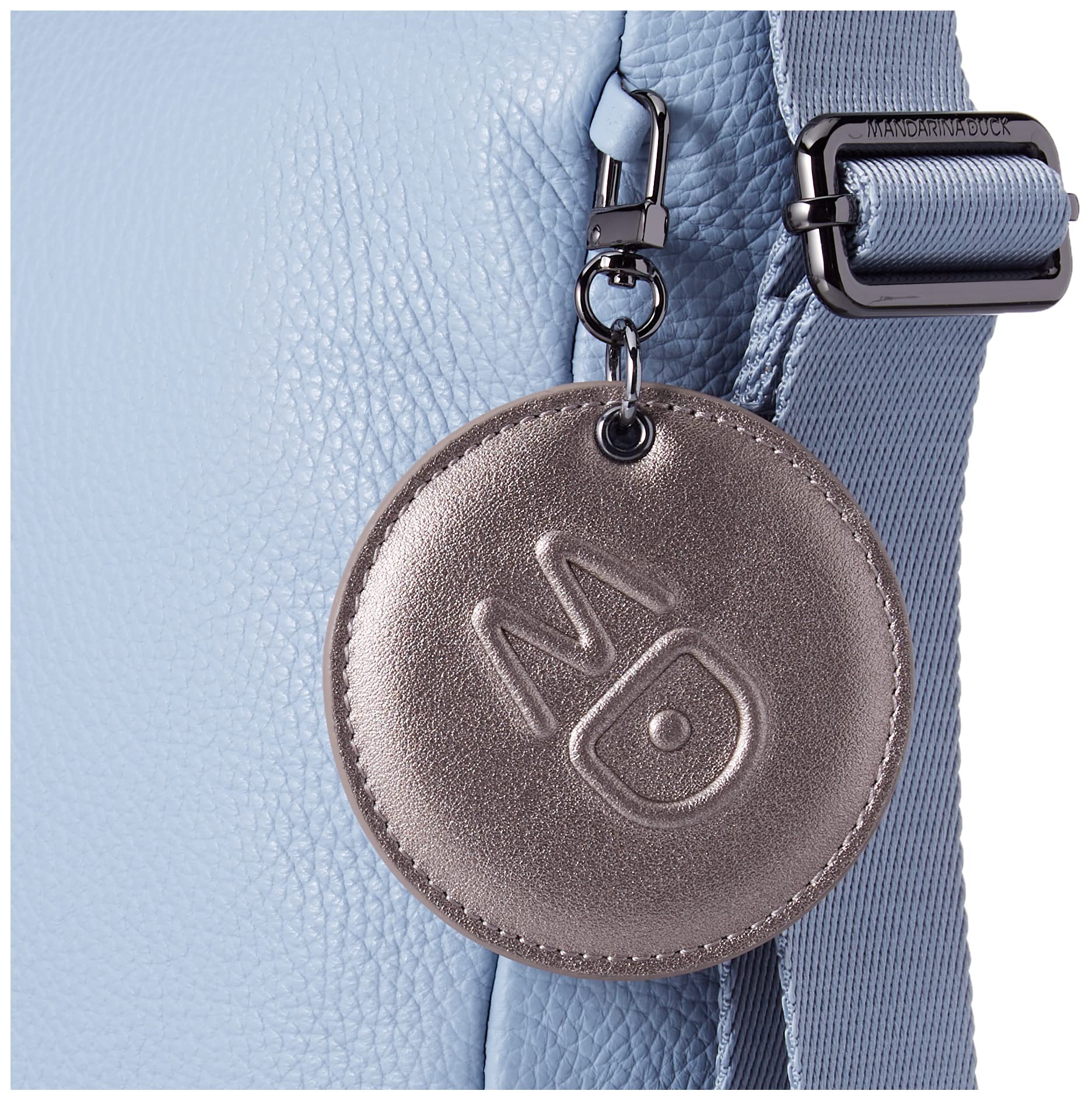mandarina-duck-mellow-leather-borsa-a-tracolla-trasformabile-in-zaino-in-pelle-t image 4