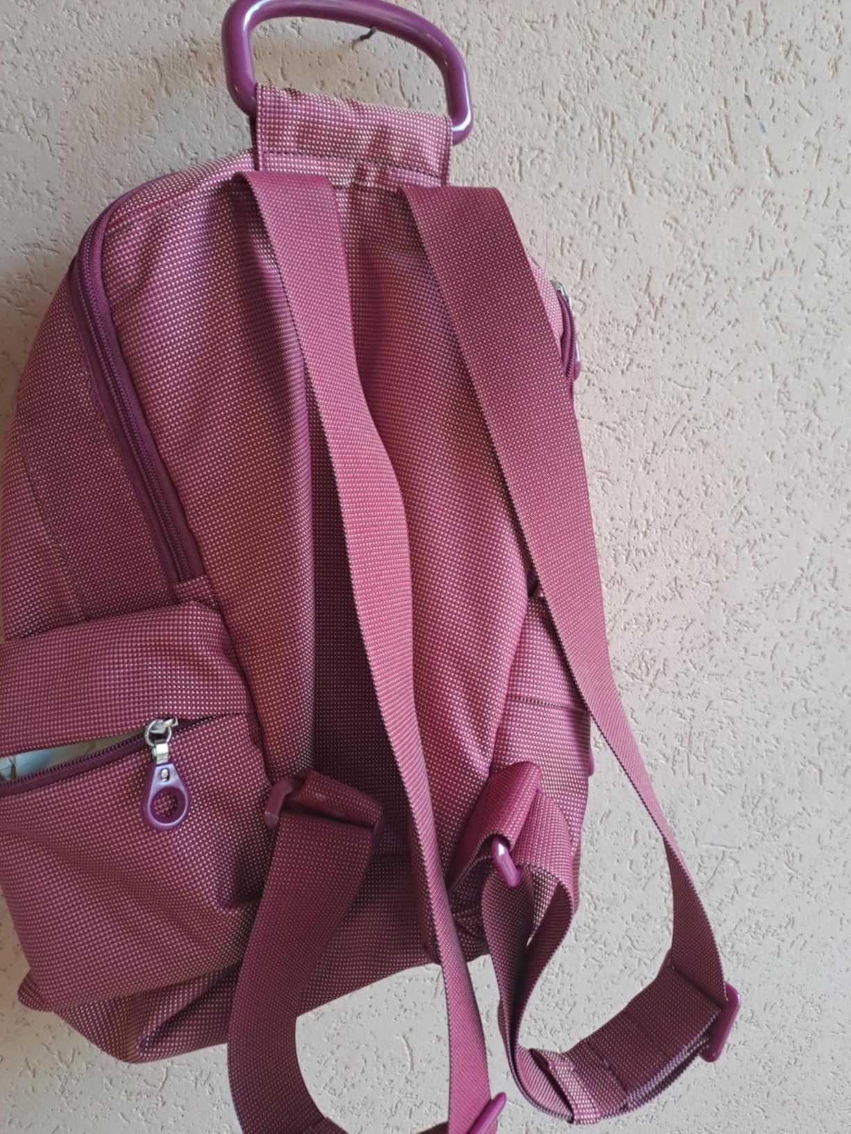 Carino ma con difetti