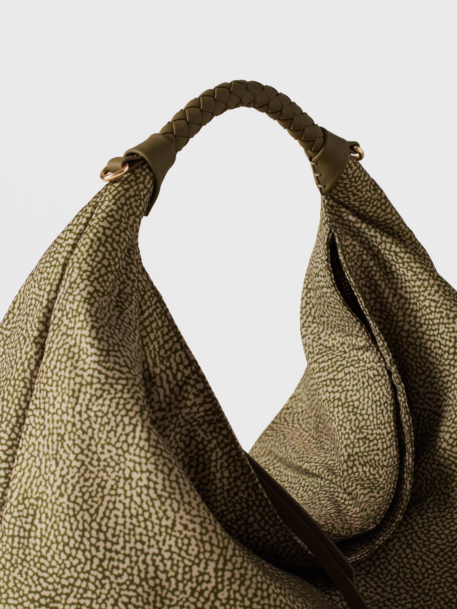 borbonese-plie-borsa-hobo-medium-borsa-hobo-in-tessuto-riciclato-stampa-op-con-d image 7