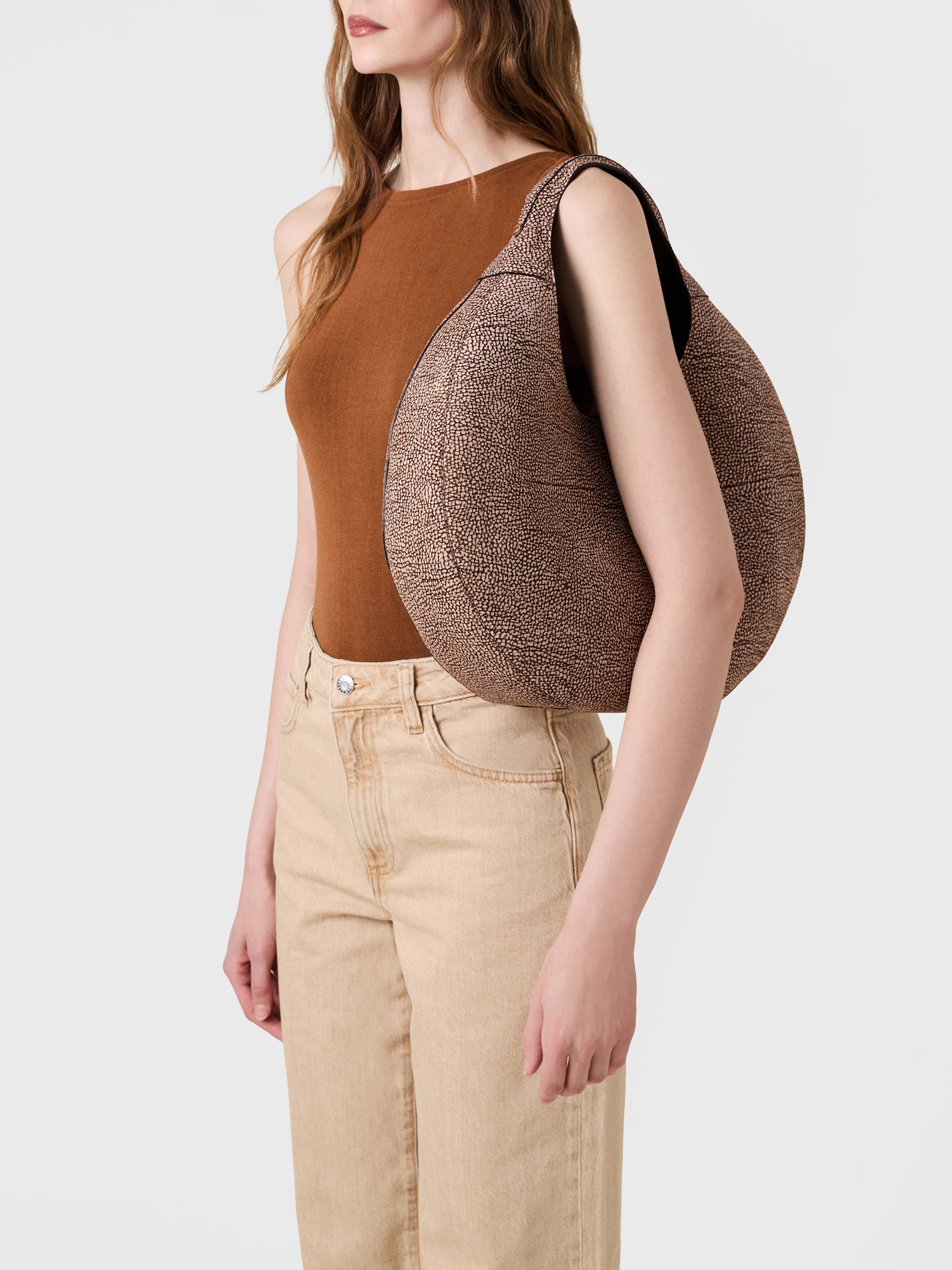 borbonese-full-moon-borsa-hobo-large-in-camoscio-op-made-in-italy image 3