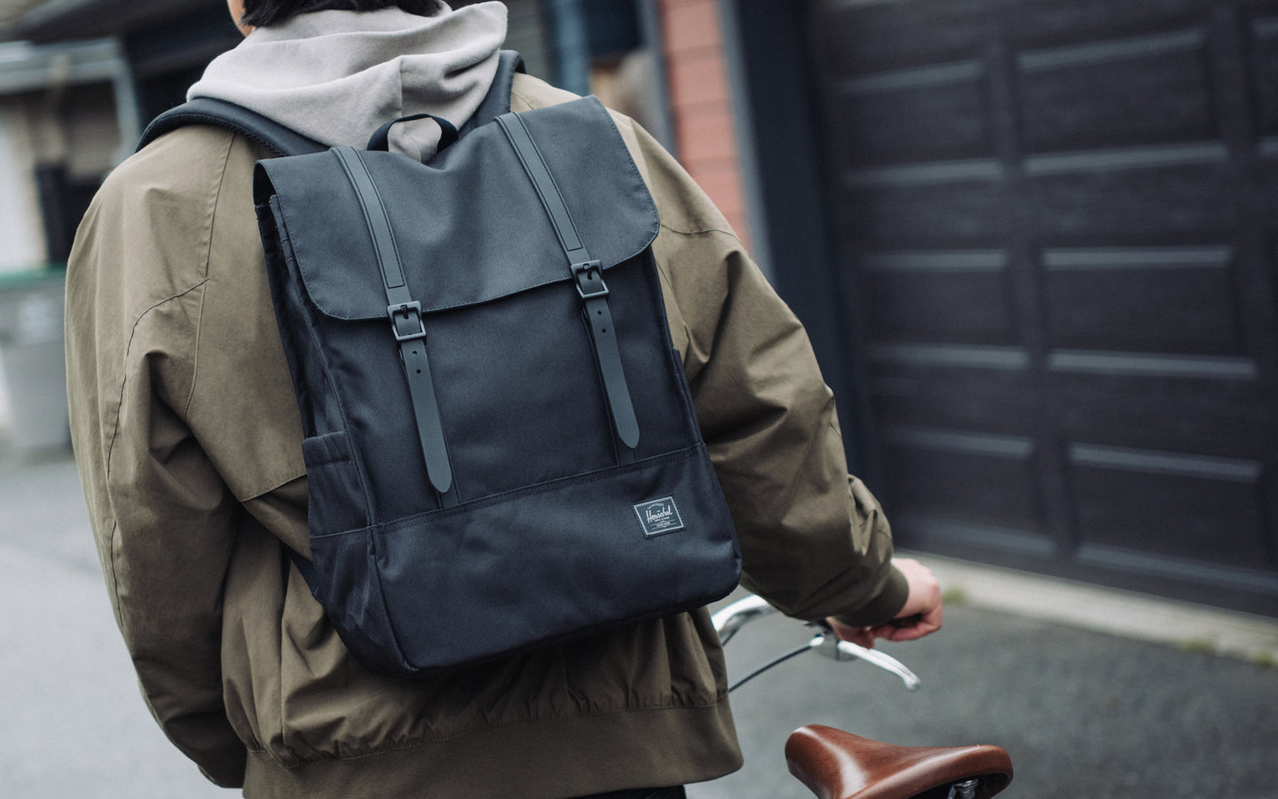 herschel-supply-survey-backpack-zaino-urbano-streamlined-per-pendolari-e-commuti image 2