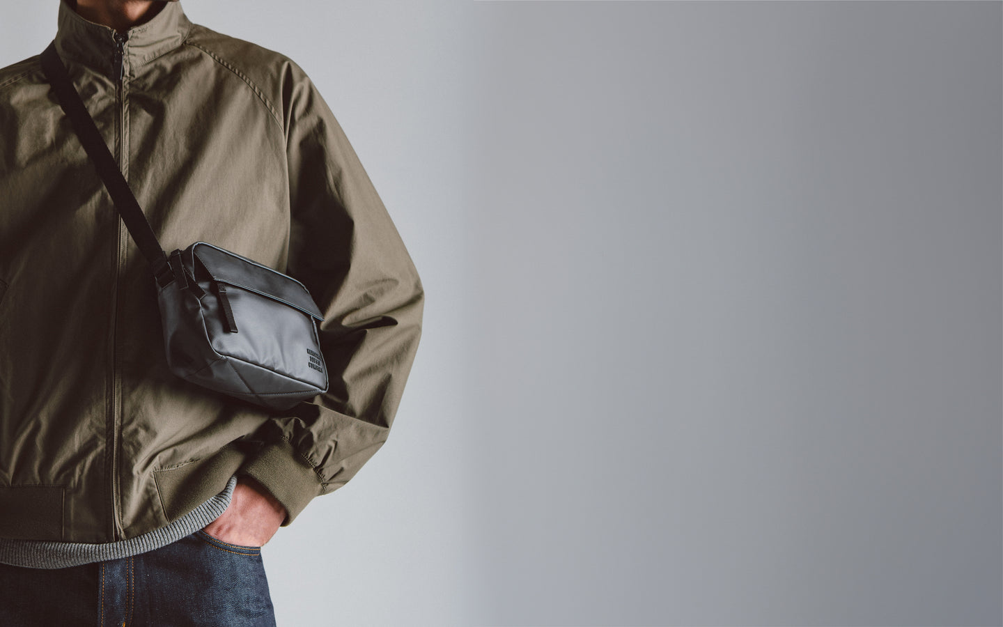 herschel-supply-alberni-crossbody-weather-resistant-tracolla-unisex-anti-pioggia image 2