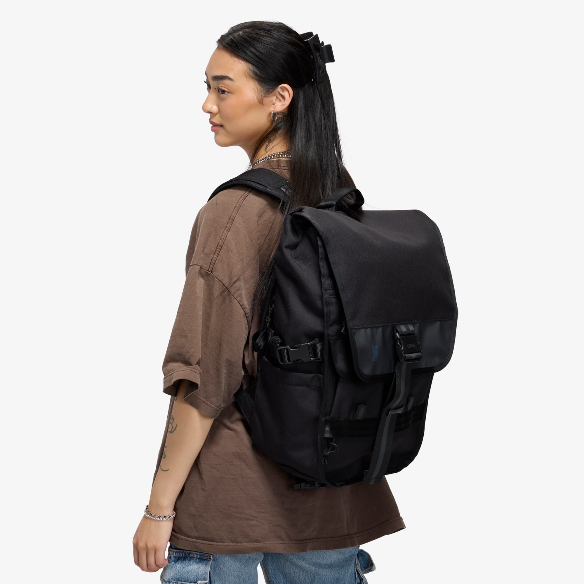 chrome-industries-warsaw-30l-pack-zaino-30-litri-con-flap-top-ad-accesso-rapido- image 1